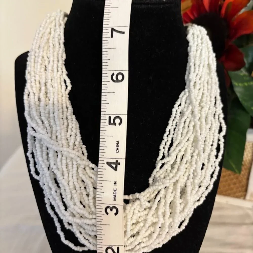 Beautiful White Multi Strand Necklace (17") in Silver for any occasion - Picture 5 of 12
